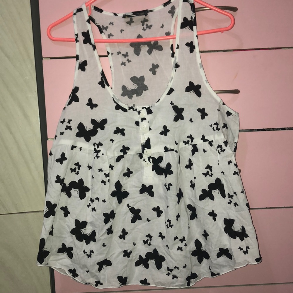 Butterfly button down top